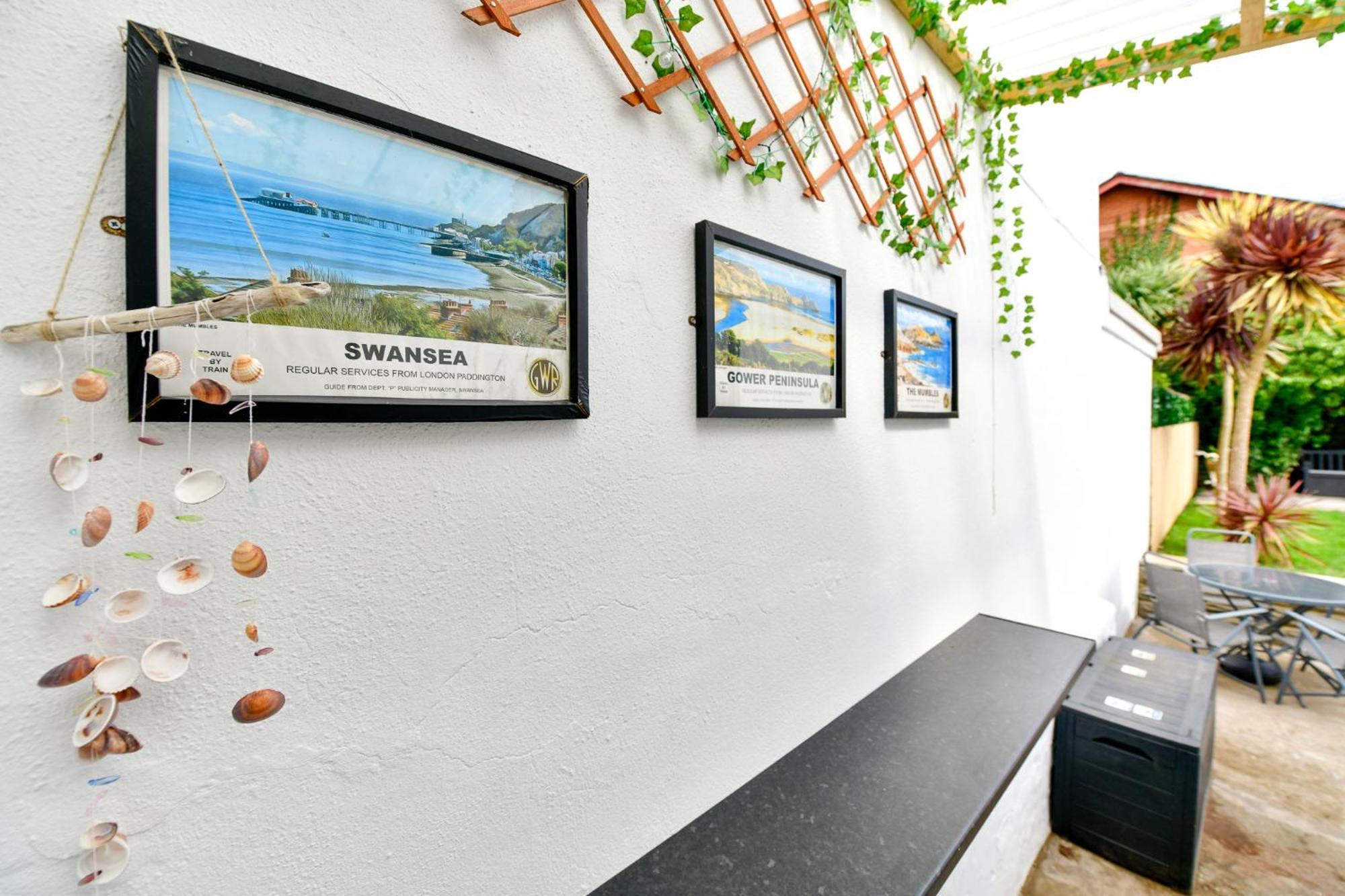 Free Parking - Heart Of The City - Superb Townhouse & Garden - Peaceful Area But Only 5Min Walk To Beach, Shops, Bars, Arena, Marina, Parks Swansea Exterior photo